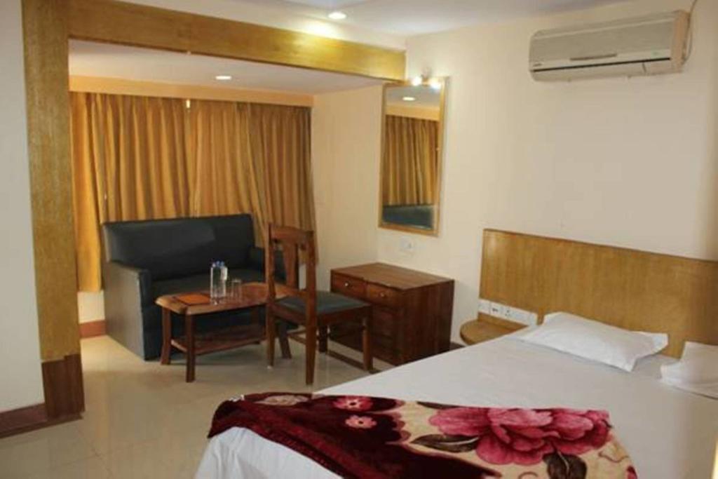 Marina Beach House Hotel Puri Esterno foto